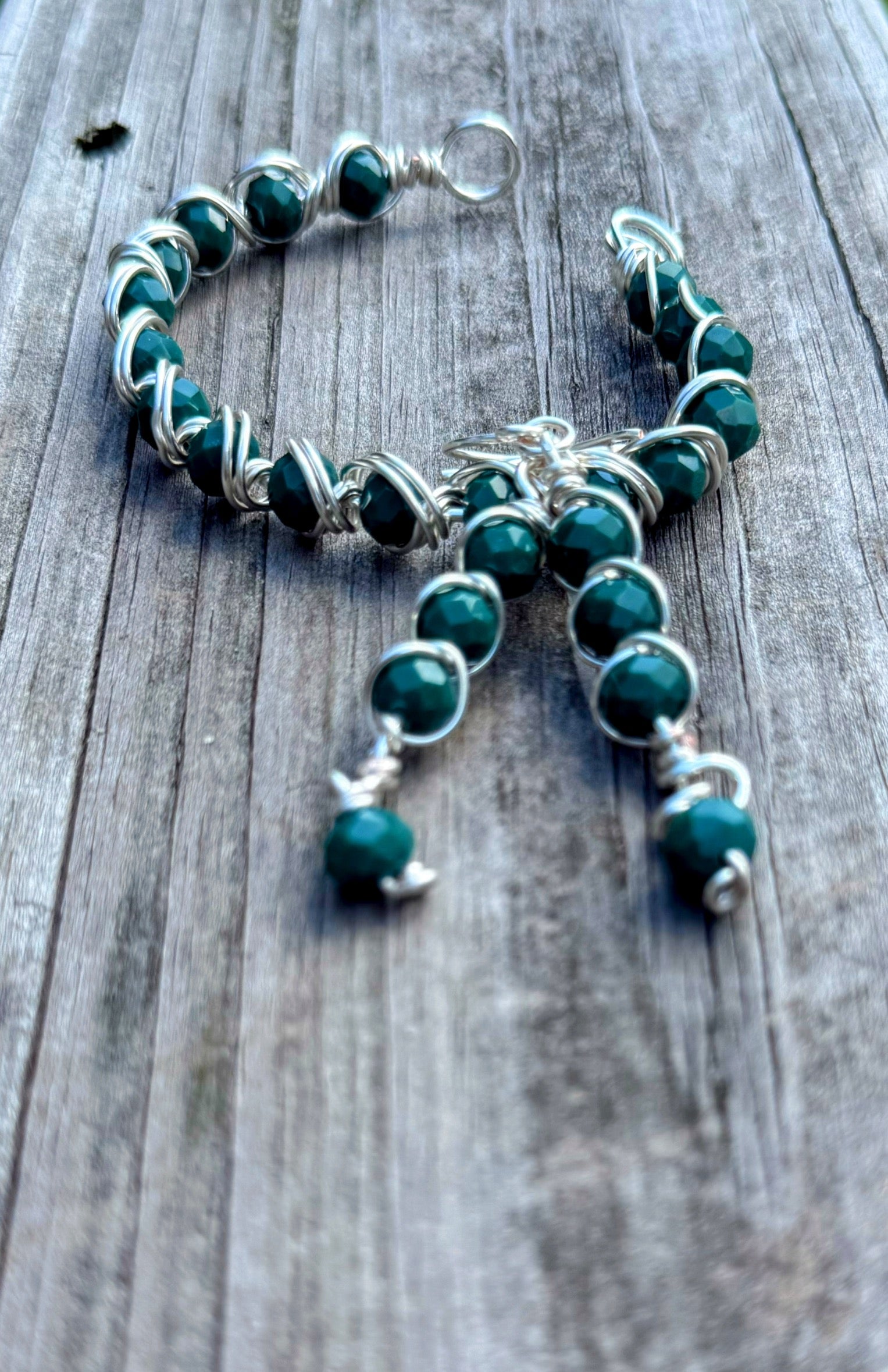Emerald Green Crystal & Silver Wire Jewelry Set – Handmade Bracelet & Earrings – Bold Boho Elegance