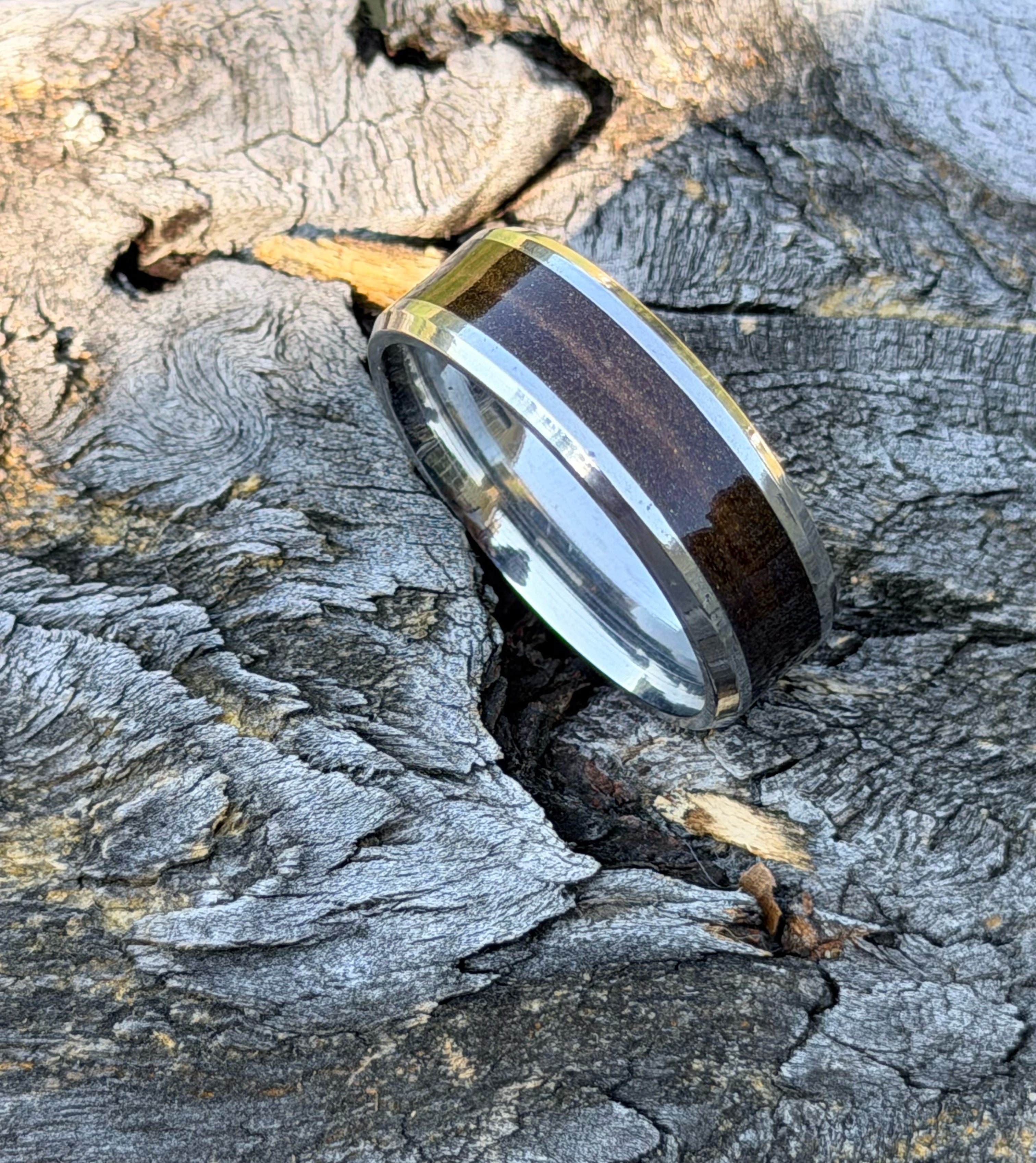 Emberwood Ring – Stainless Steel & Handmade Woodgrain Inlay