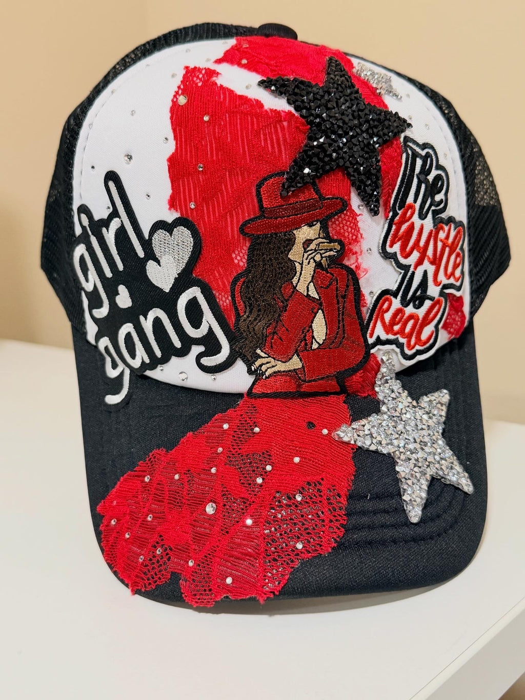 Women’s Girl Gang Cigar Trucker Hat – Red & Black Bling Cap