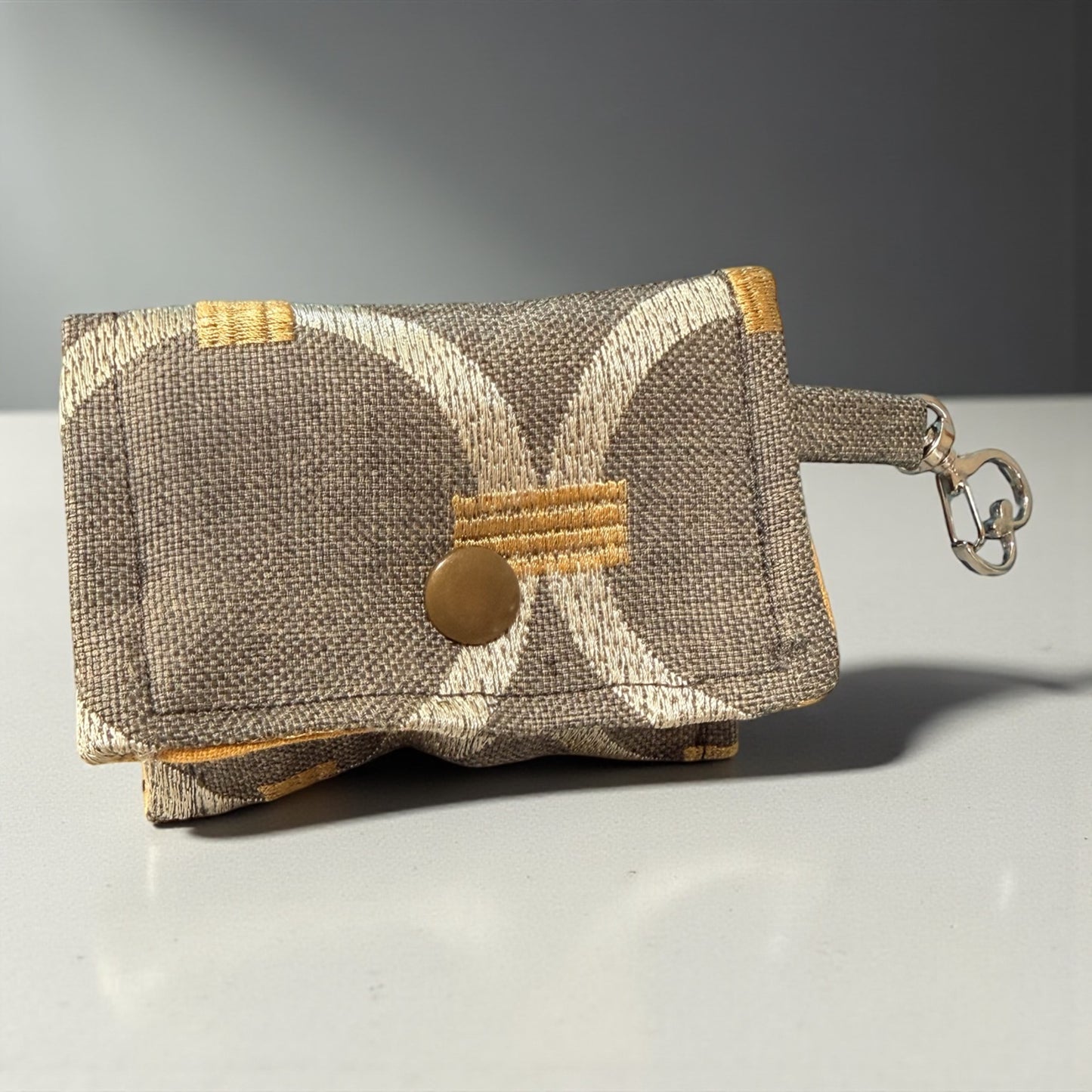 On-the-Go AirPods Pouch