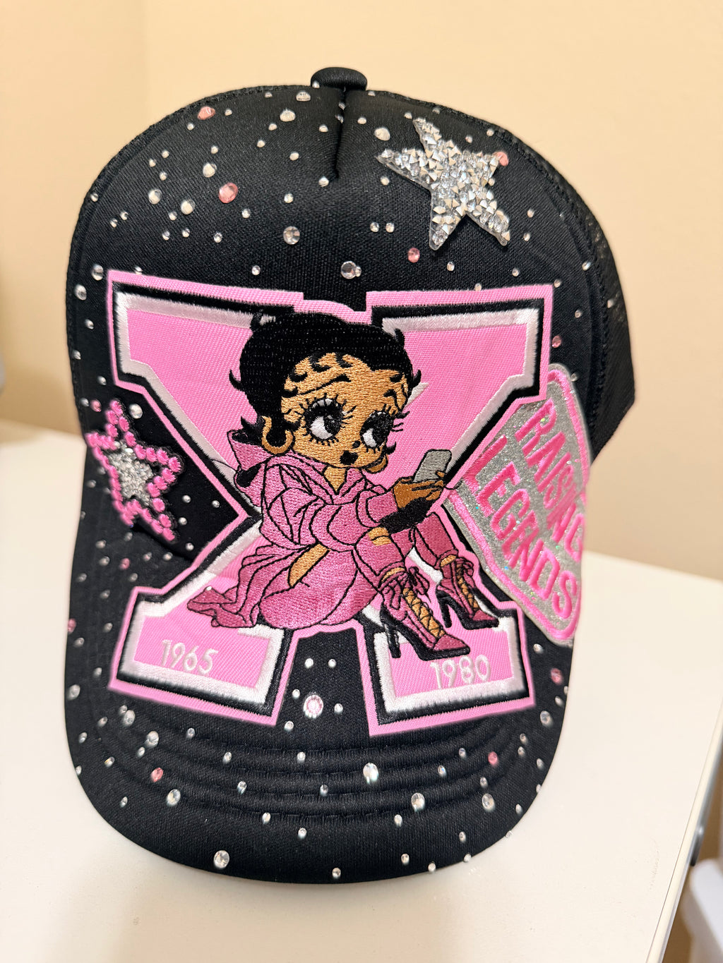 Gen X Legends Betty Boop Rhinestone Hat – Pink & Black Bling Cap